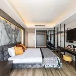 Elite Luxury &