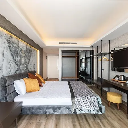 Elite Luxury &