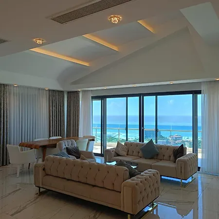 Elite Luxury & Отель