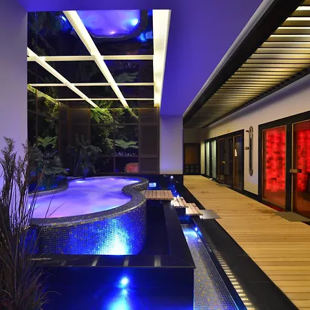 Elite Luxury & Отель 5*