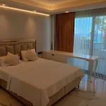 Elite Luxury Suite&spa 5*