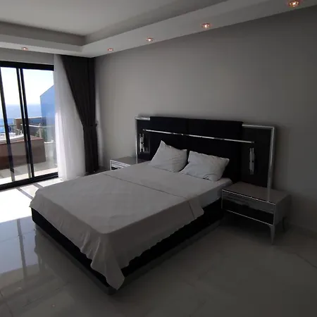 Elite Luxury &