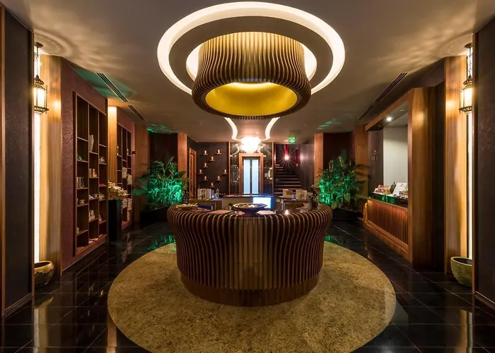 Elite Luxury & فندق ألانيا