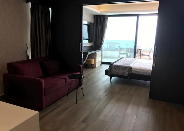 Elite Luxury & Hotel 5*