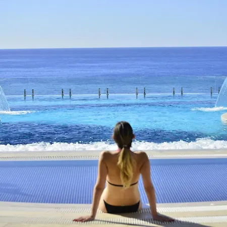 Elite Luxury & Готель Аланія