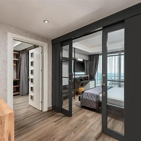 Elite Luxury Suite&spa