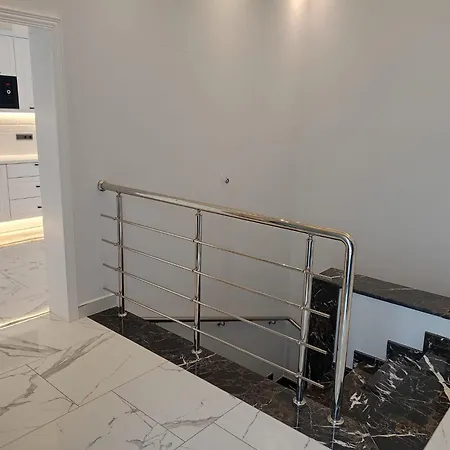 Готель Elite Luxury &